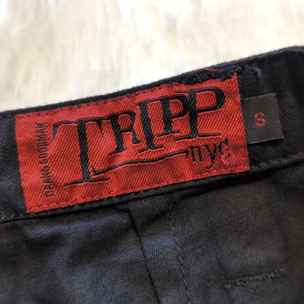 Y2K Tripp NYC Black Pleated Hem Skirt with Silver Grommets & D Rings Small - Picture 9 of 12